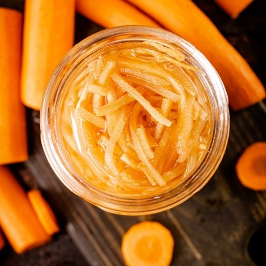 Quick Pickled Carrots