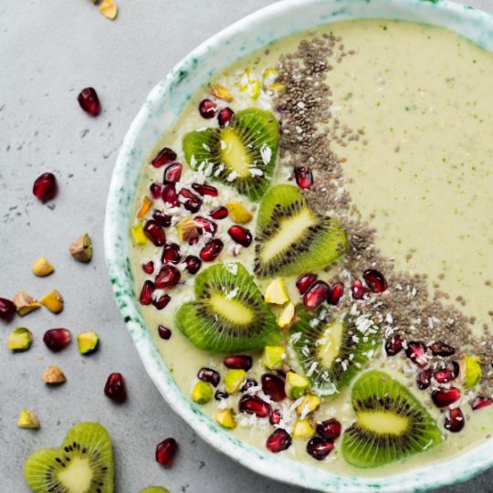 Kiwi Banana Smoothie Bowl Recipe