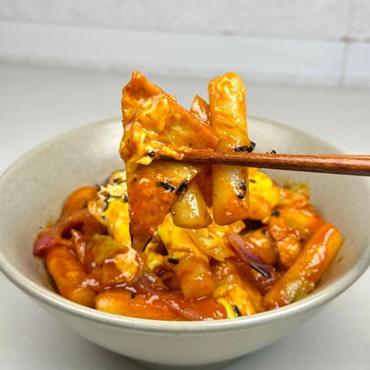 Tteokbokki Recipe_ Easy Korean Spicy Rice Cake