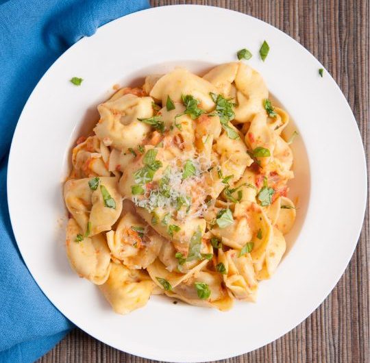 Easy Cheese Tortellini with Tomato Cream Sauce