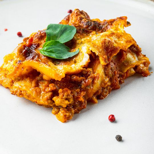 Easy Lasagna Bolognese Recipe for Family Dinner